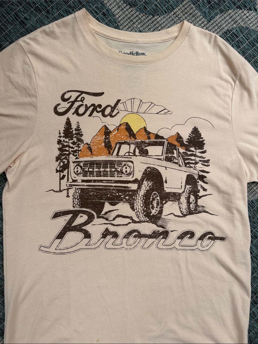 Ford Bronco Graphic Tee - Cream with Brown and Yellow Print S